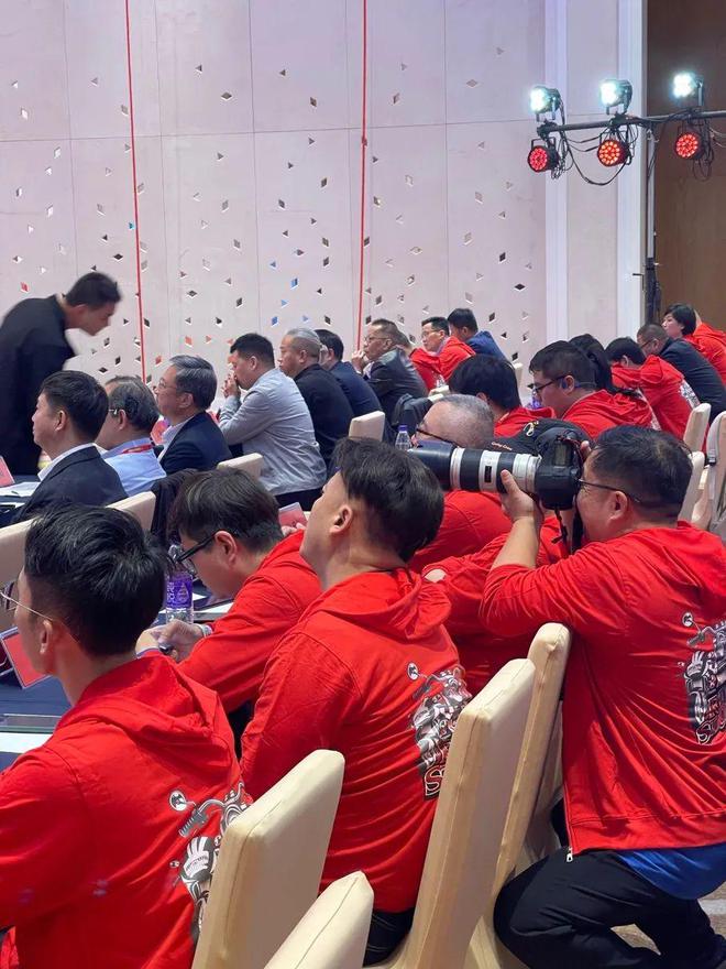 雪落摩道，潮起中原——潤滑油零售行業的變革與展望